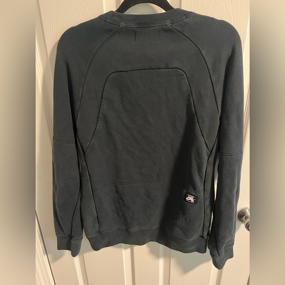 NIKE SB Sweatshirt - Picture 4 of 5